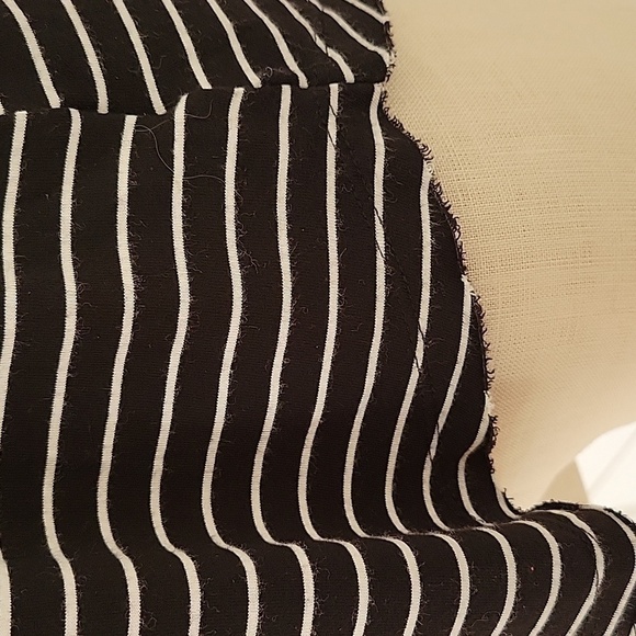 AMERICAN EAGLE OUTFITTERS xxs soft & sexy tank black and white striped lace up - Picture 3 of 6